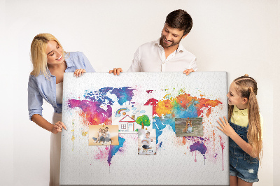 Memo cork board World map