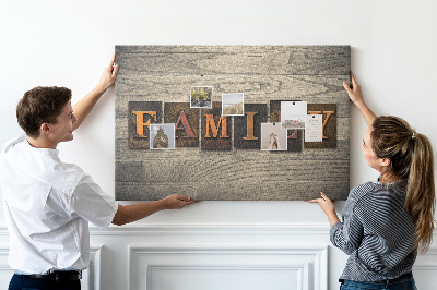 Memo cork board Family word