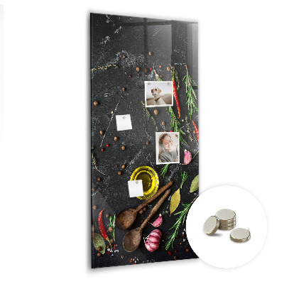 Magnetic pin board Composition of spices