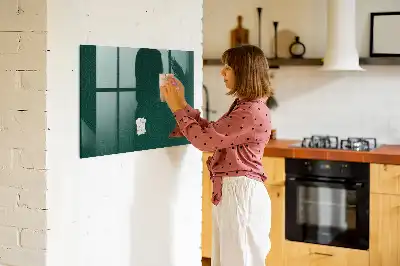 Magnetic dry-erase board leaf pattern