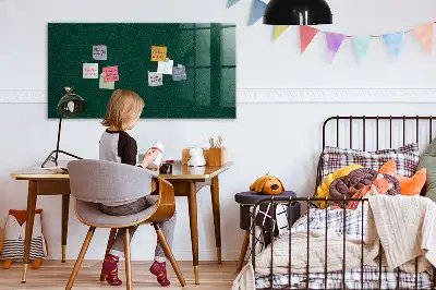 Magnetic dry-erase board leaf pattern