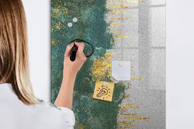 Magnetic writing board with decorative pattern