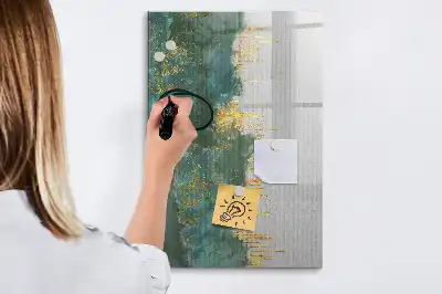 Magnetic writing board with decorative pattern