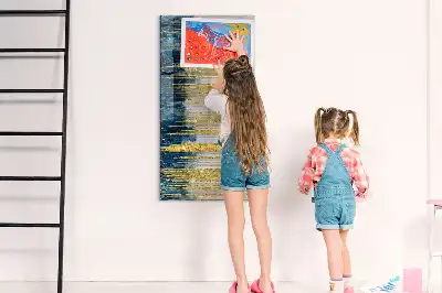 Magnetic dry erase board with decorative pattern