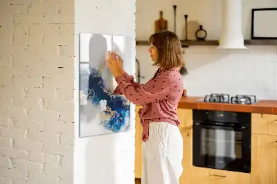 Magnetic writing board in absolute marble finish
