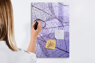 Magnetic dry erase board leaf texture design