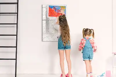 Magnetic writing board with abstract lines design