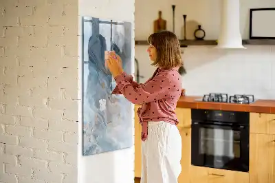 Magnetic writing board with marble pattern