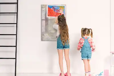 Magnetic writing board with paint splatters design