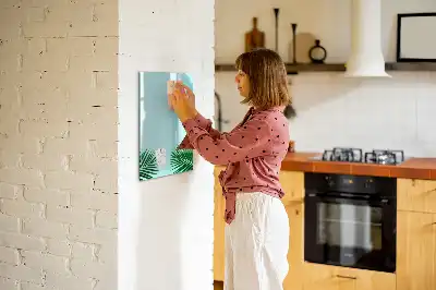 Magnetic writing board with exotic leaves pattern