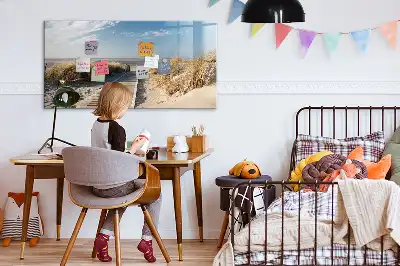 Magnetic marker board with beach view design