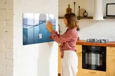 Magnetic marker board with water detail