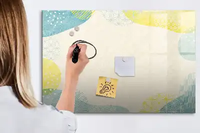 Magnetic marker board with patterned frame