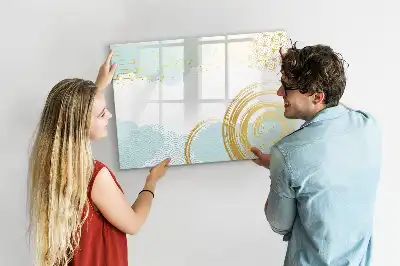 Magnetic marker board with decorative pattern