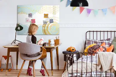 Magnetic marker board with decorative pattern