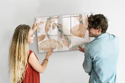 Magnetic marker board with leaf pattern