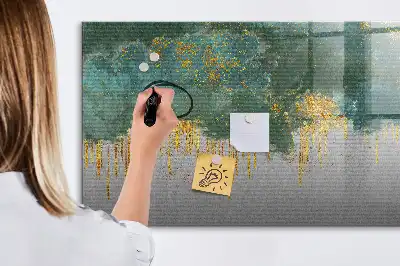 Magnetic marker board with decorative pattern