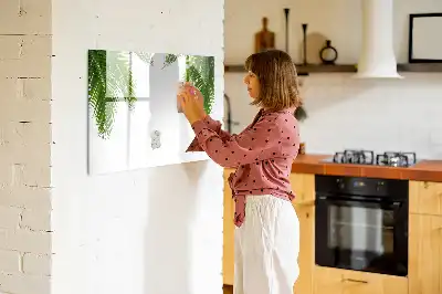 Magnetic marker board with palm leaf design