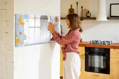 Magnetic weekly planner board with marker