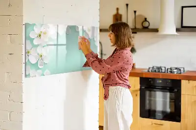 Magnetic marker board with a floating daisies design