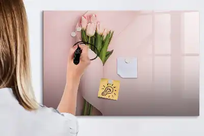 Magnetic marker board with bouquet of flowers design