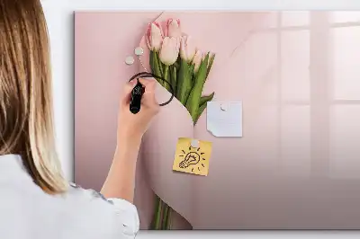 Magnetic marker board with bouquet of flowers design
