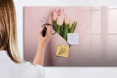 Magnetic marker board with bouquet of flowers design