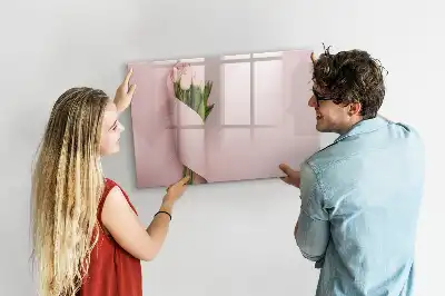 Magnetic marker board with bouquet of flowers design