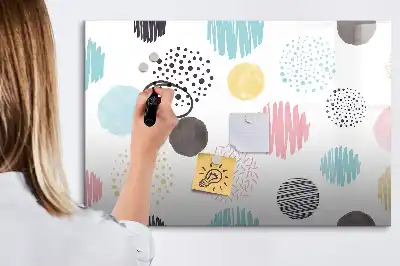 Magnetic marker board with geometric pattern