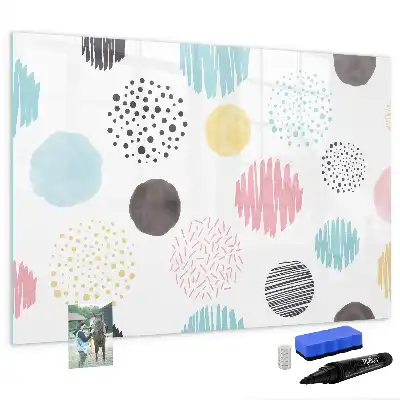 Magnetic marker board with geometric pattern