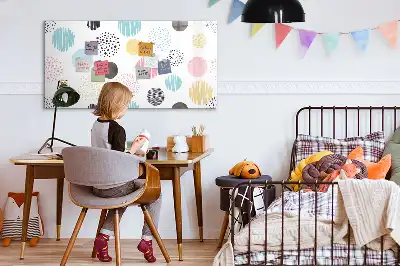 Magnetic marker board with geometric pattern