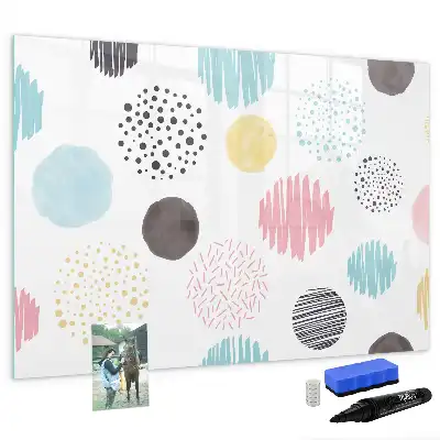 Magnetic marker board with geometric pattern
