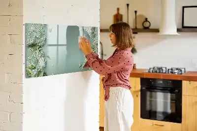 Magnetic marker board with delicate flowers design