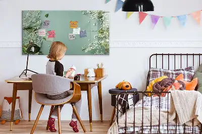 Magnetic marker board with delicate flowers design