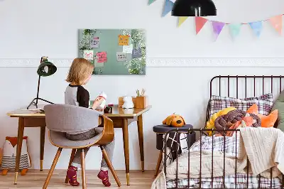 Magnetic marker board with delicate flowers design