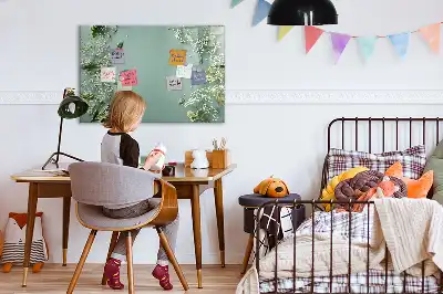 Magnetic marker board with delicate flowers design