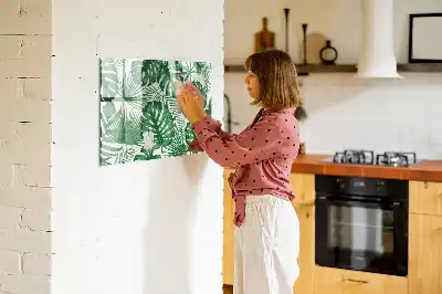 Magnetic marker board with monstera leaves design