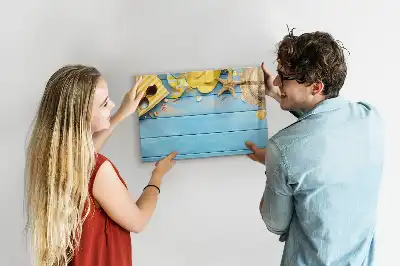 Magnetic marker board with beach accessories design