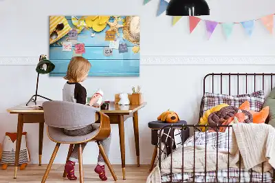 Magnetic marker board with beach accessories design