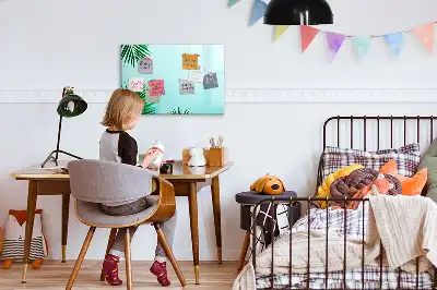 Magnetic marker board with a palm leaf print