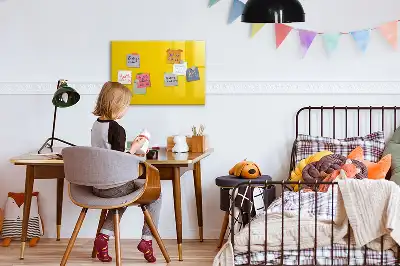 Magnetic marker board light yellow