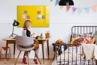 Magnetic marker board light yellow