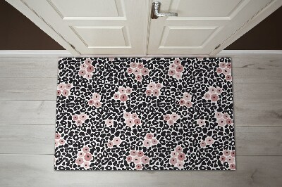 Doormat Leopard abstraction