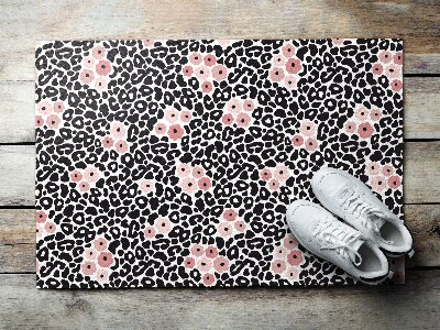 Doormat Leopard abstraction