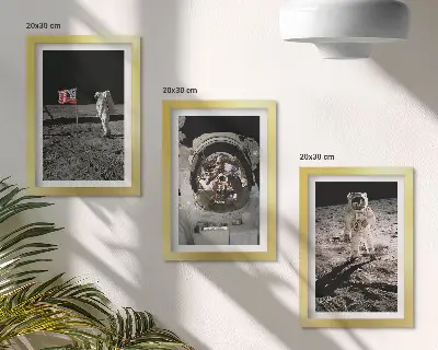 3-piece wall art set featuring astronauts landing on the moon