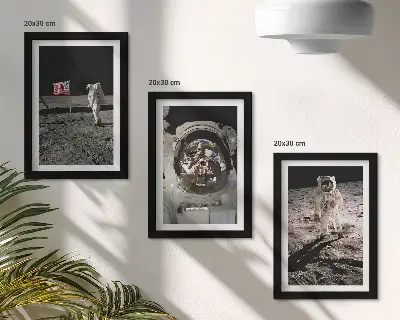 3-piece wall art set featuring astronauts landing on the moon