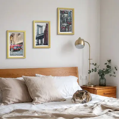 3-piece wall art set featuring an old car on the street near the Brooklyn Bridge and retro audio equipment