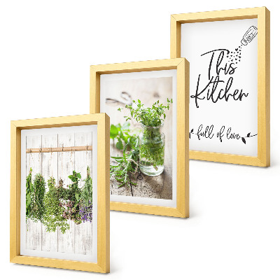 Framed triptych Kitchen motif with the inscription dried herbs