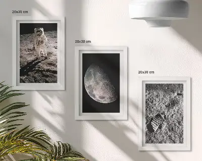 Photo frame wall astronaut on the moon footprint design