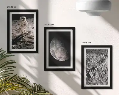 Photo frame wall astronaut on the moon footprint design